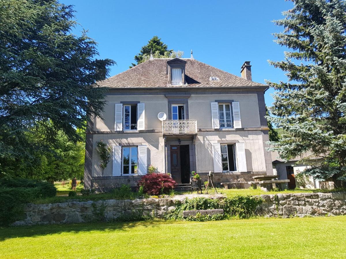 Bed and Breakfast Domaine Les Pradets La Bourboule Esterno foto